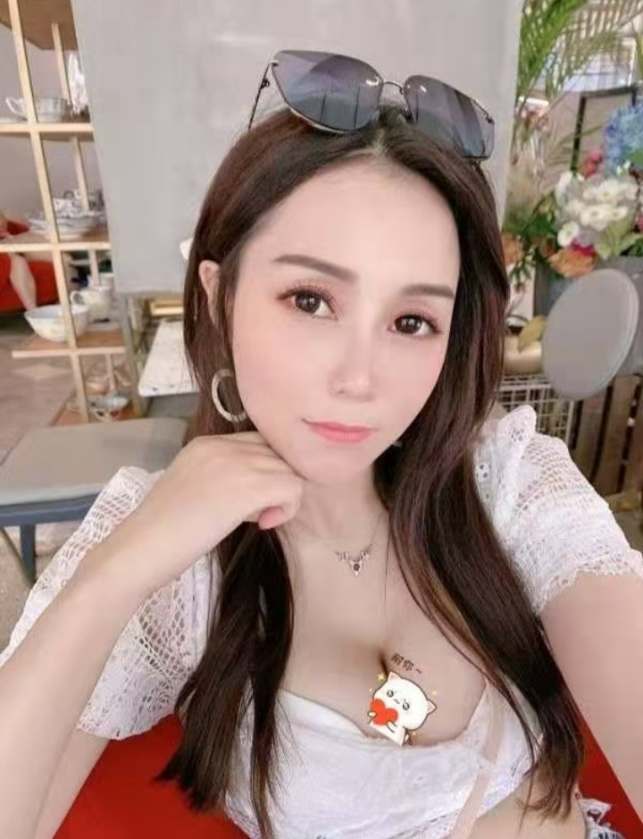 沙坪坝爆乳辣妹艾希