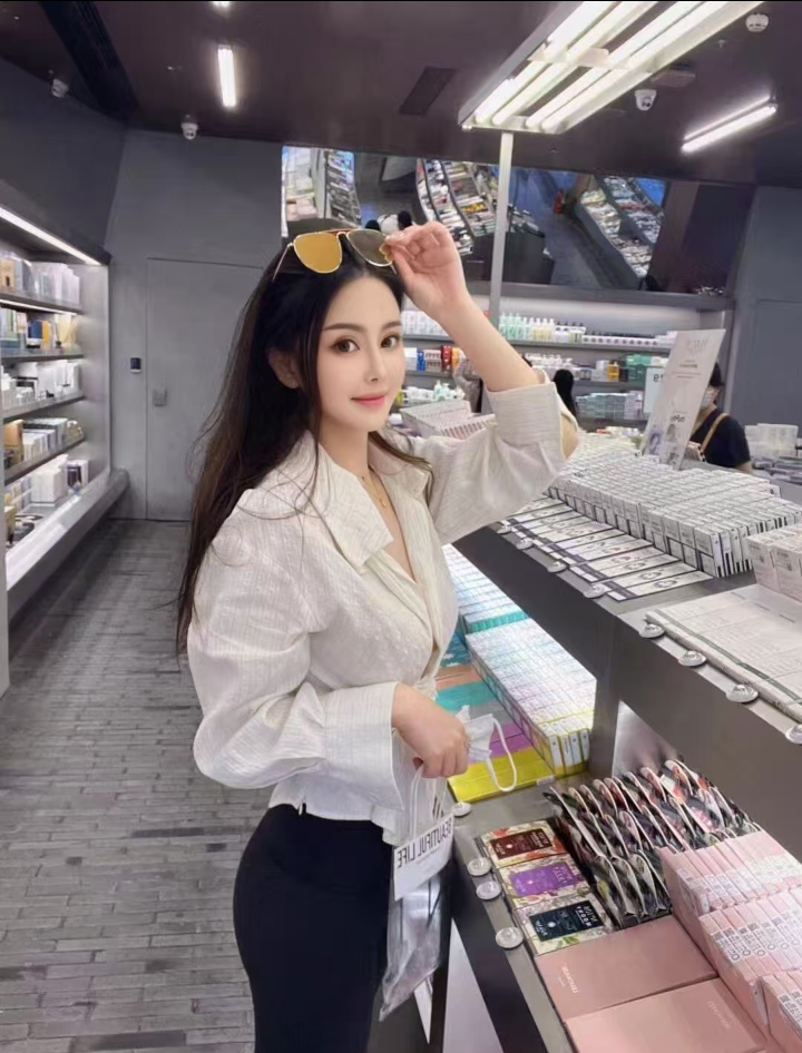 上城兼职美御姐曲然