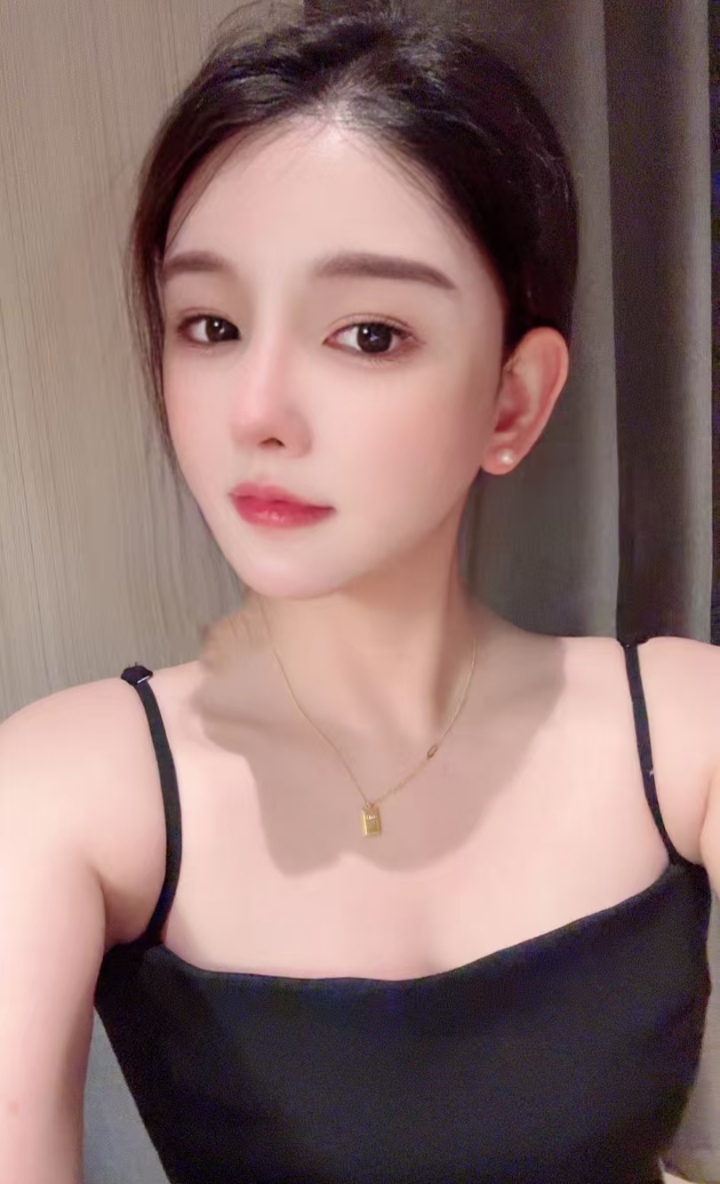 龙华兼职甜妹小燕