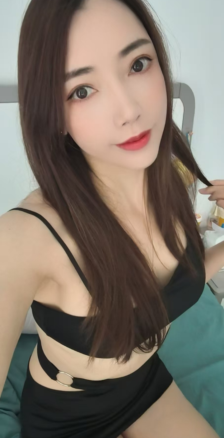 临平区中项小姐姐