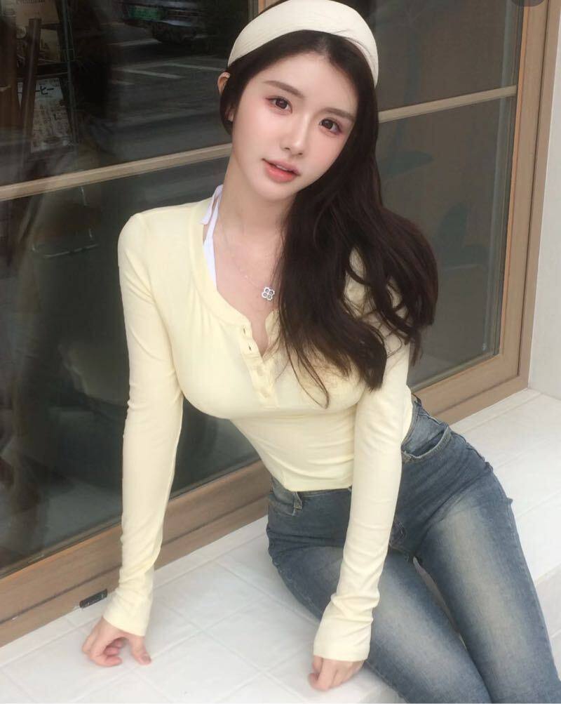 三点粉嫩是真润啊身材完美