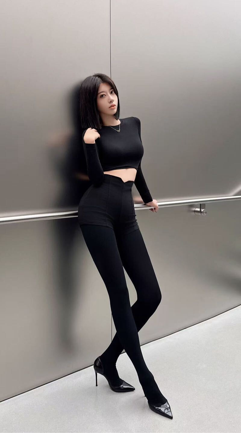 静安兼职短发御姐