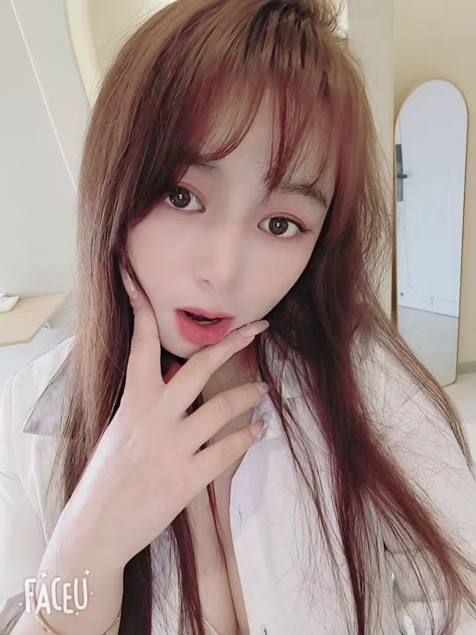 东站附近e奶青青妹子