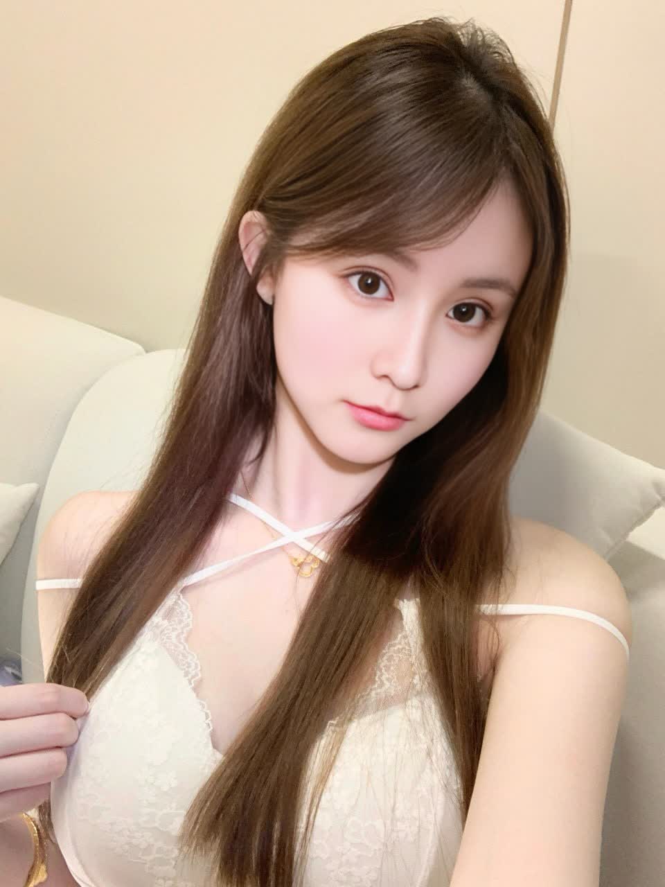 城阳的瑜伽教练妹子