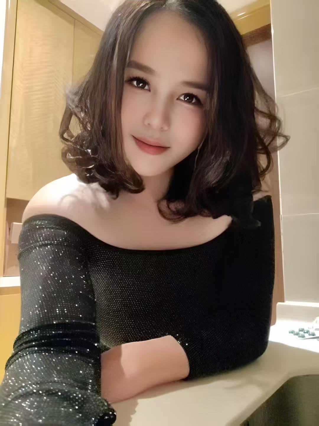 莫干山路性感熟女，耐打