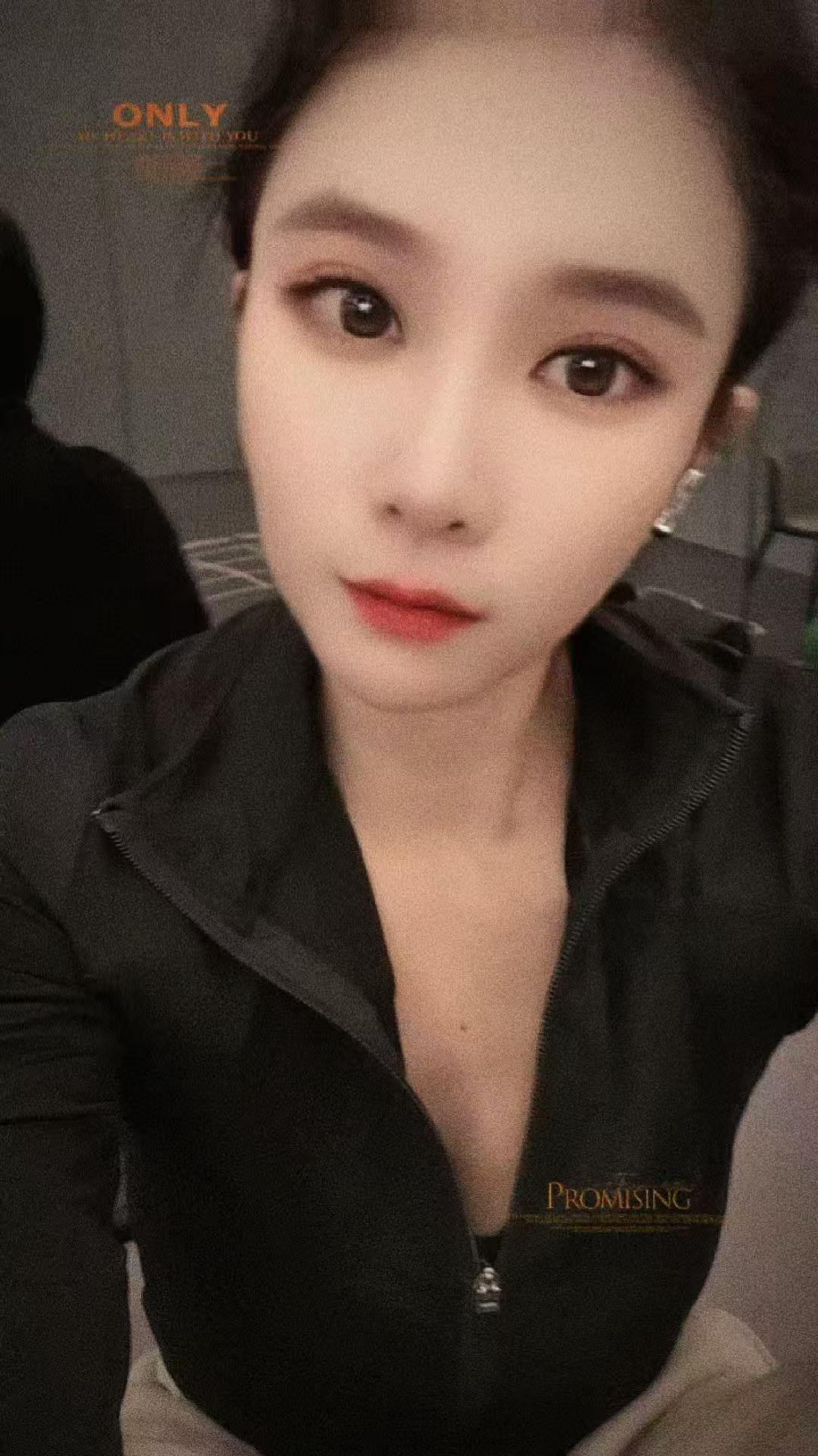 纤纤玉手，各种挑逗，你懂的