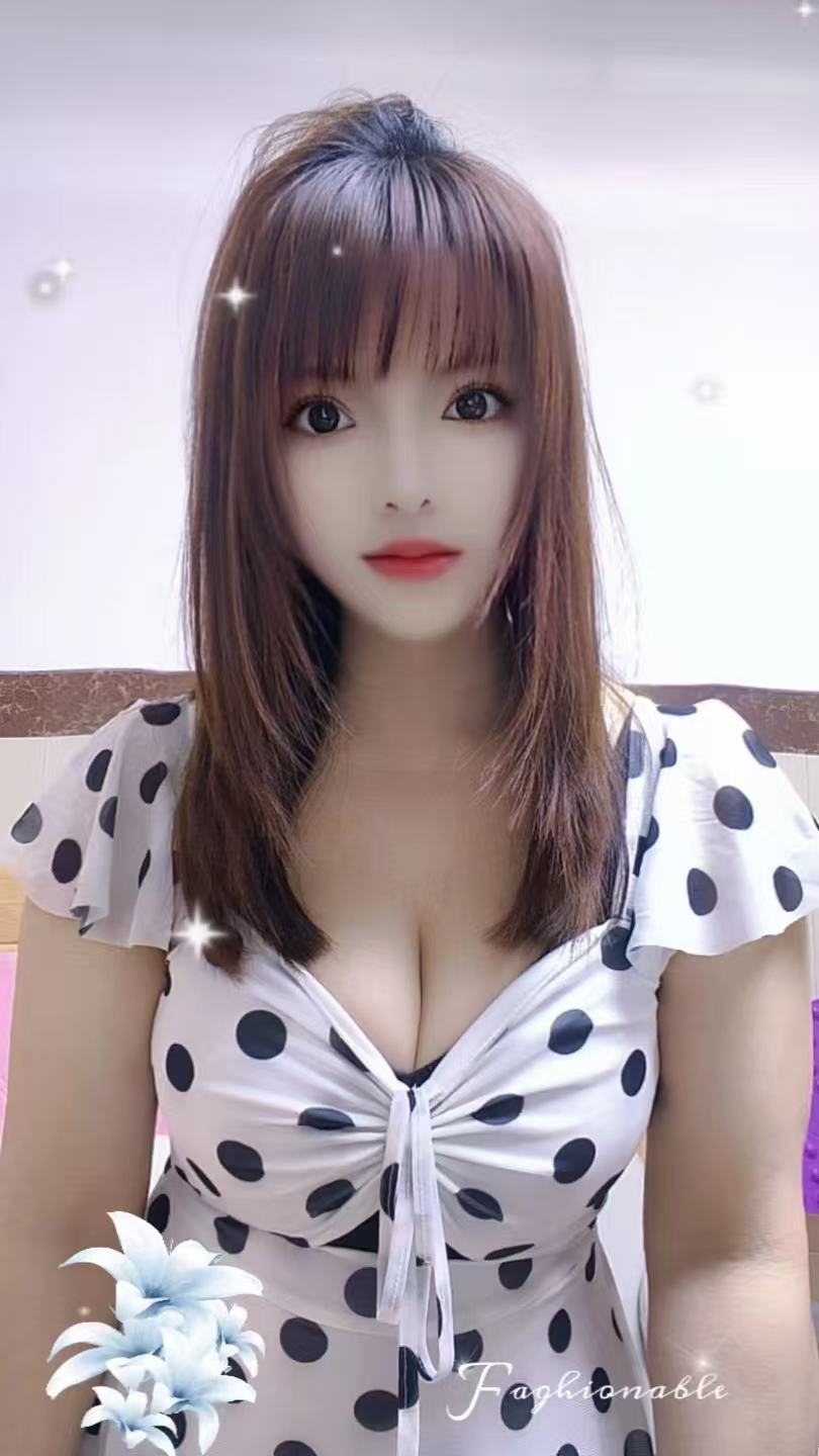 苗条性感前凸后翘，很喜欢