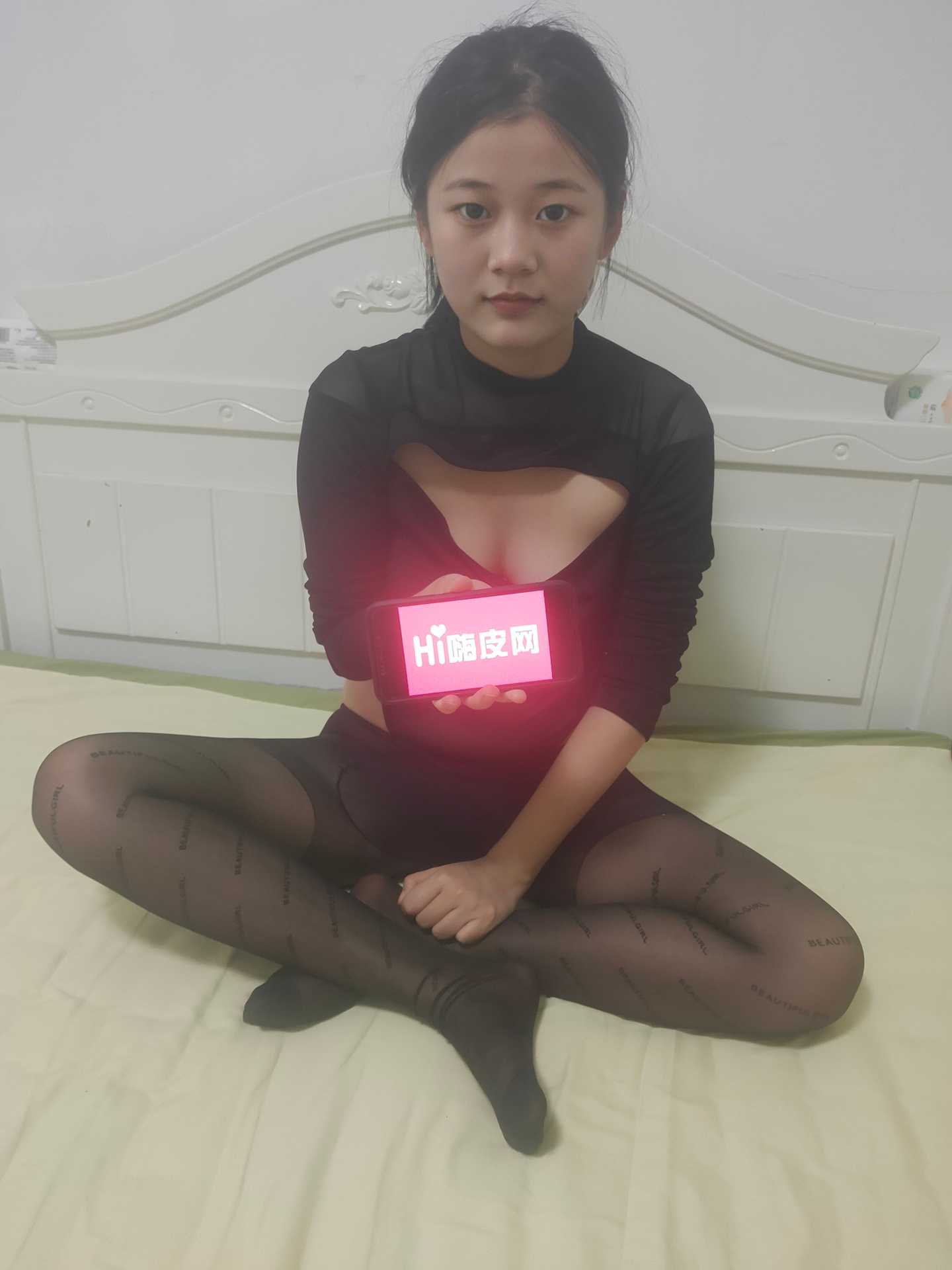 一线天鲜嫩安妮