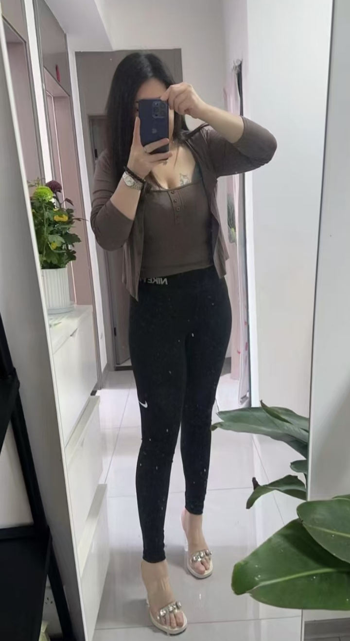 丹凤街丰润冰雪妹妹