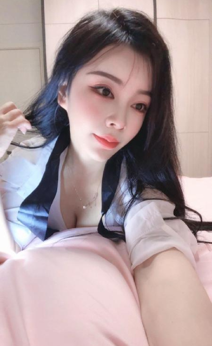 虎丘制服美腿辣妹可可