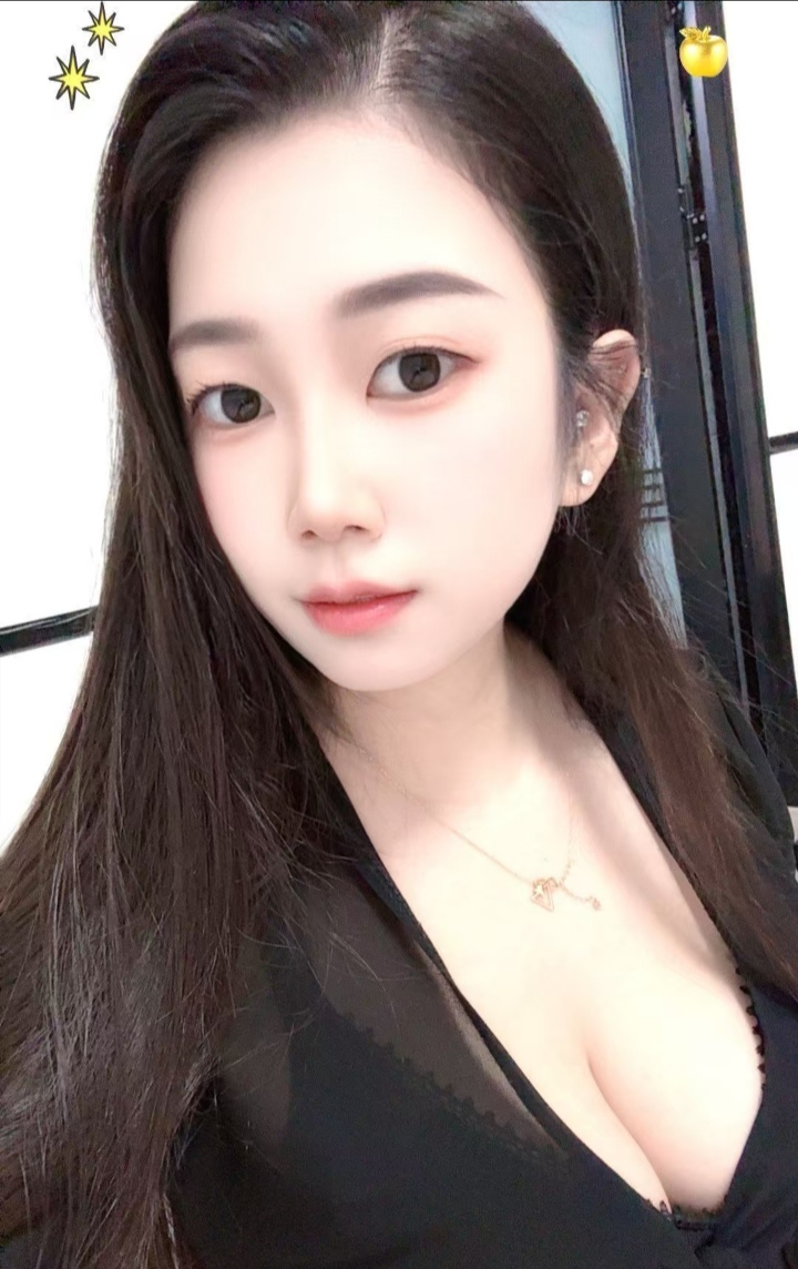 白嫩大白兔辣妹晴晴