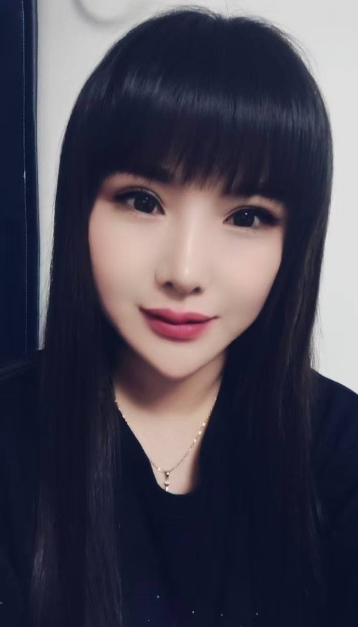 美艳丰润辣妹小财迷