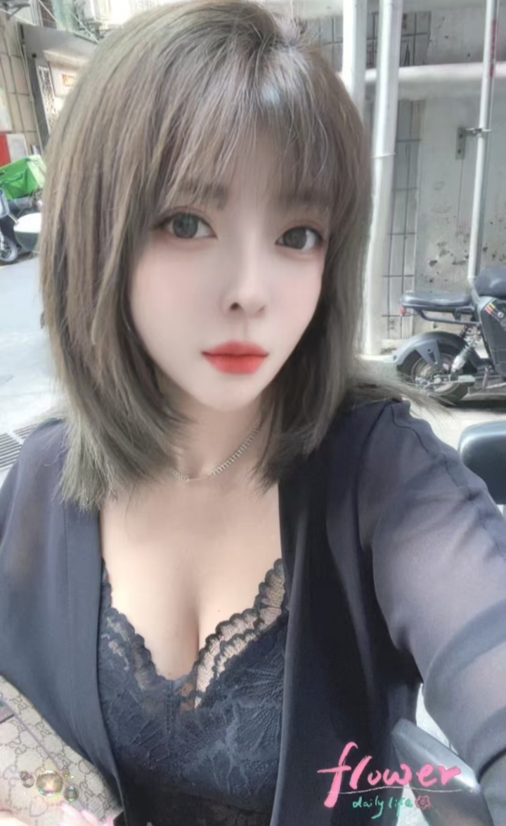 福永爆乳辣妹面面