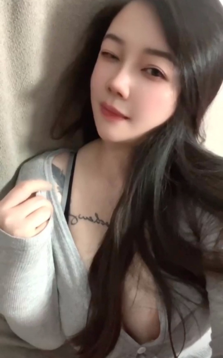 徐汇大白兔嫩妹雯雯