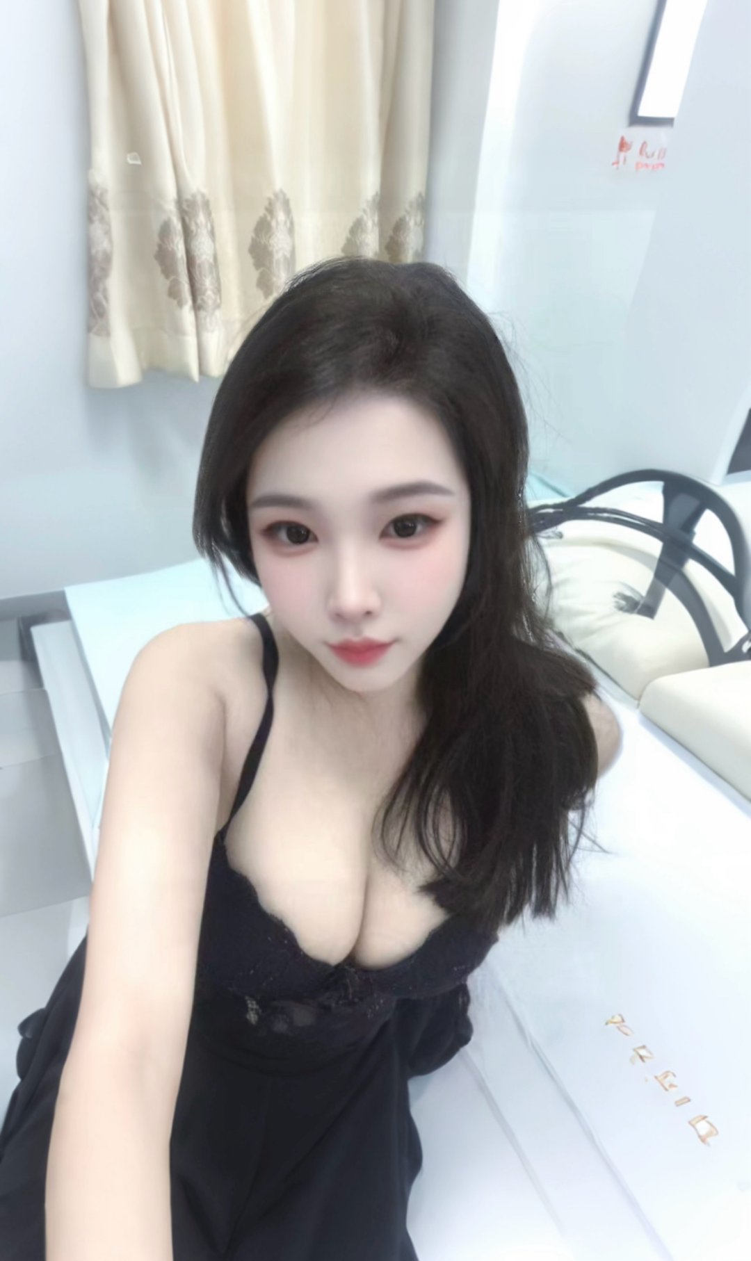 白云梅花园地铁b出口 丰满 真照 露露