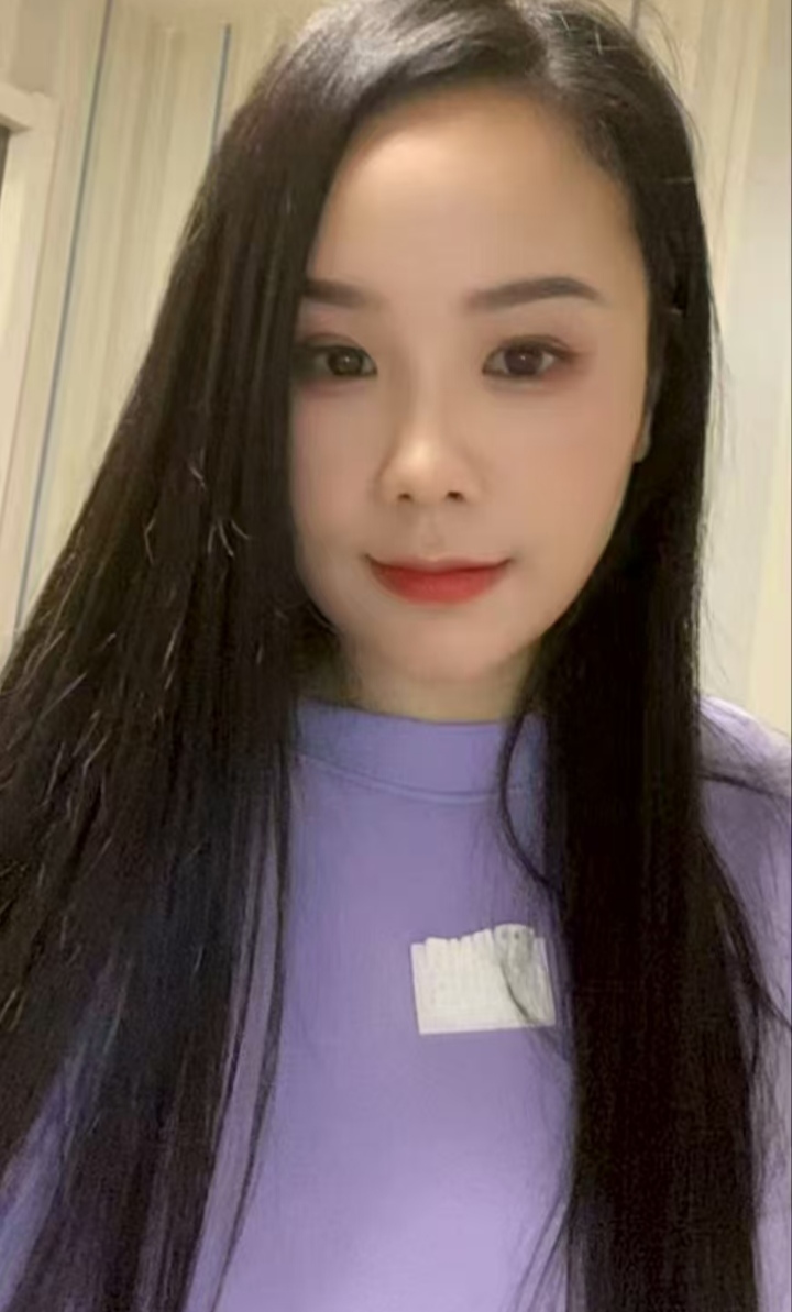 贝村服务系御姐