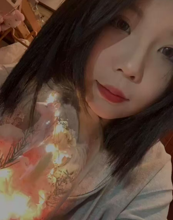 白嫩兼职甜妹兔丫丫