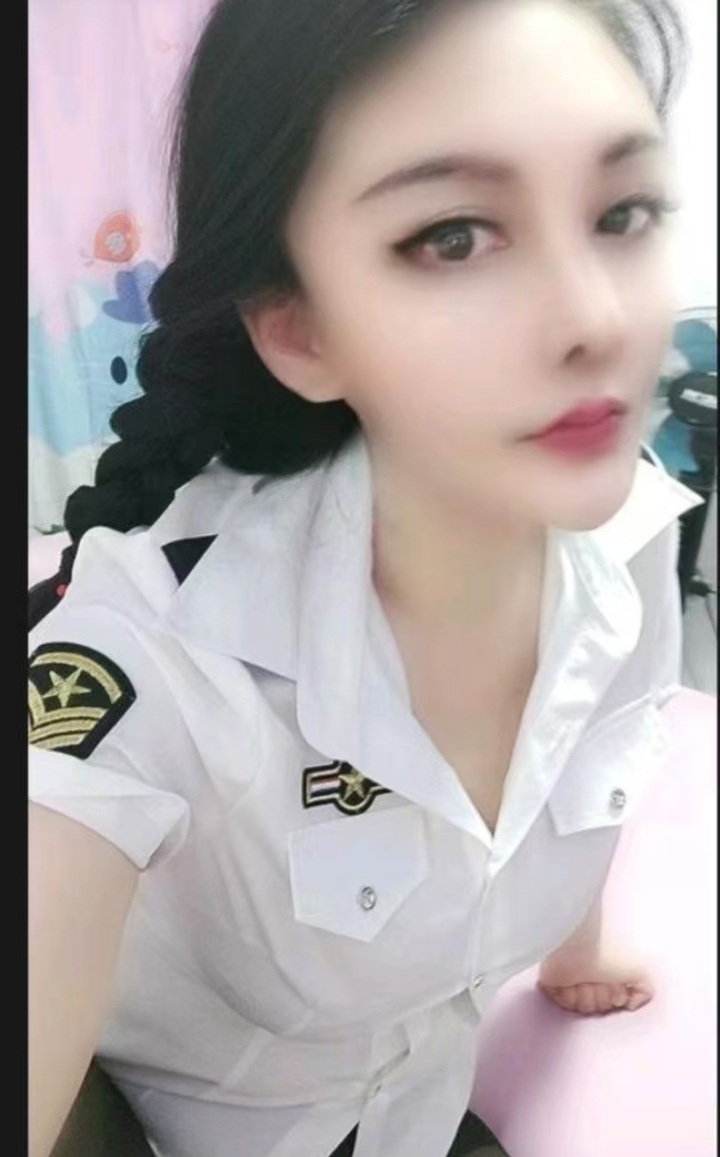 秦淮性感大奶少妇