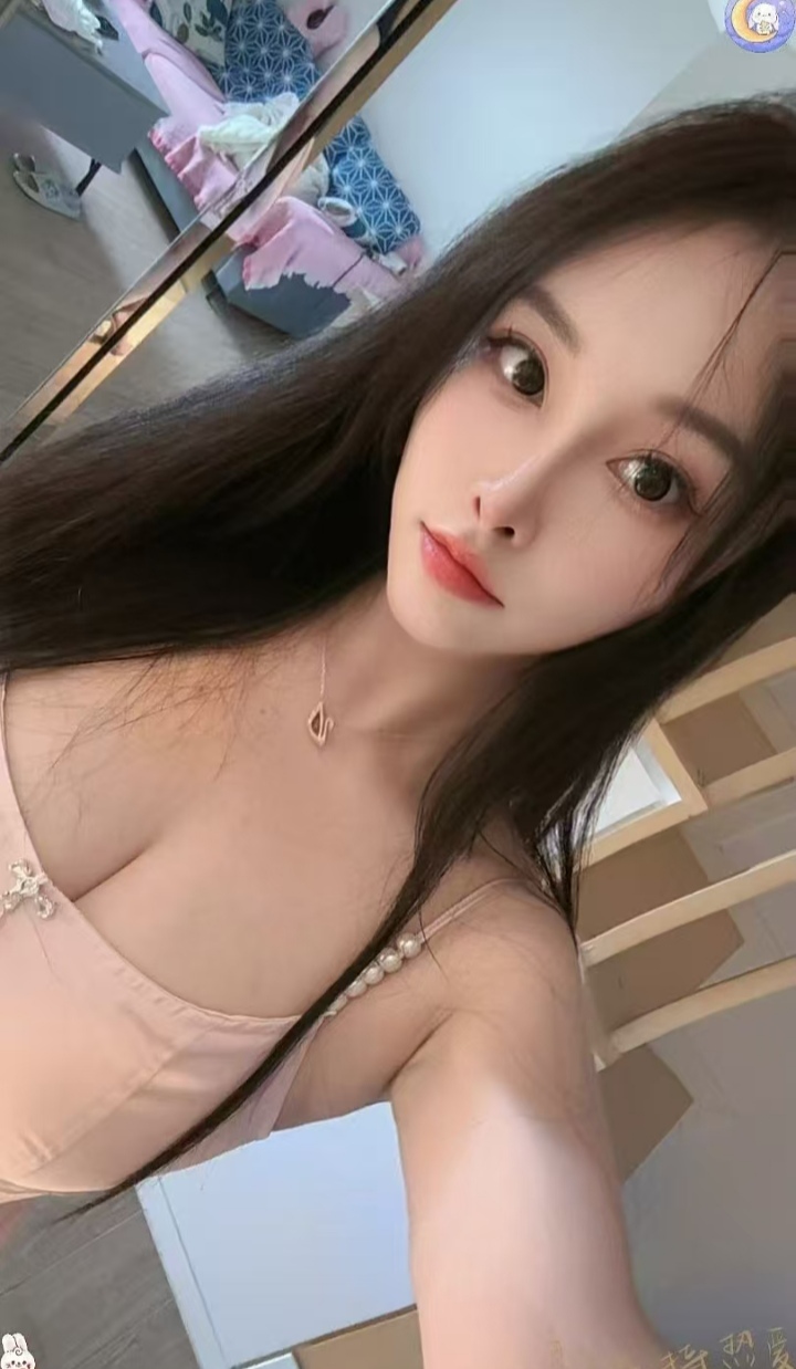 坂田美乳辣妹欢欢