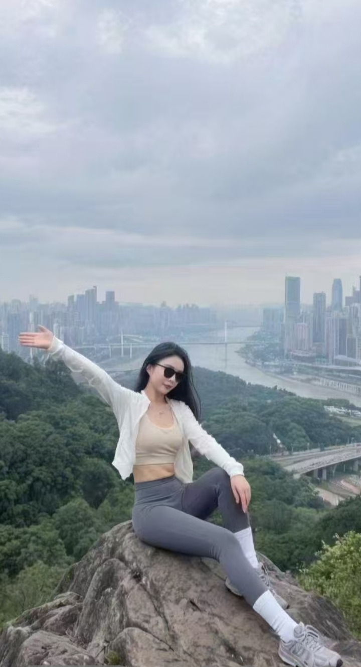 南山瑜伽裤辣妹媚儿