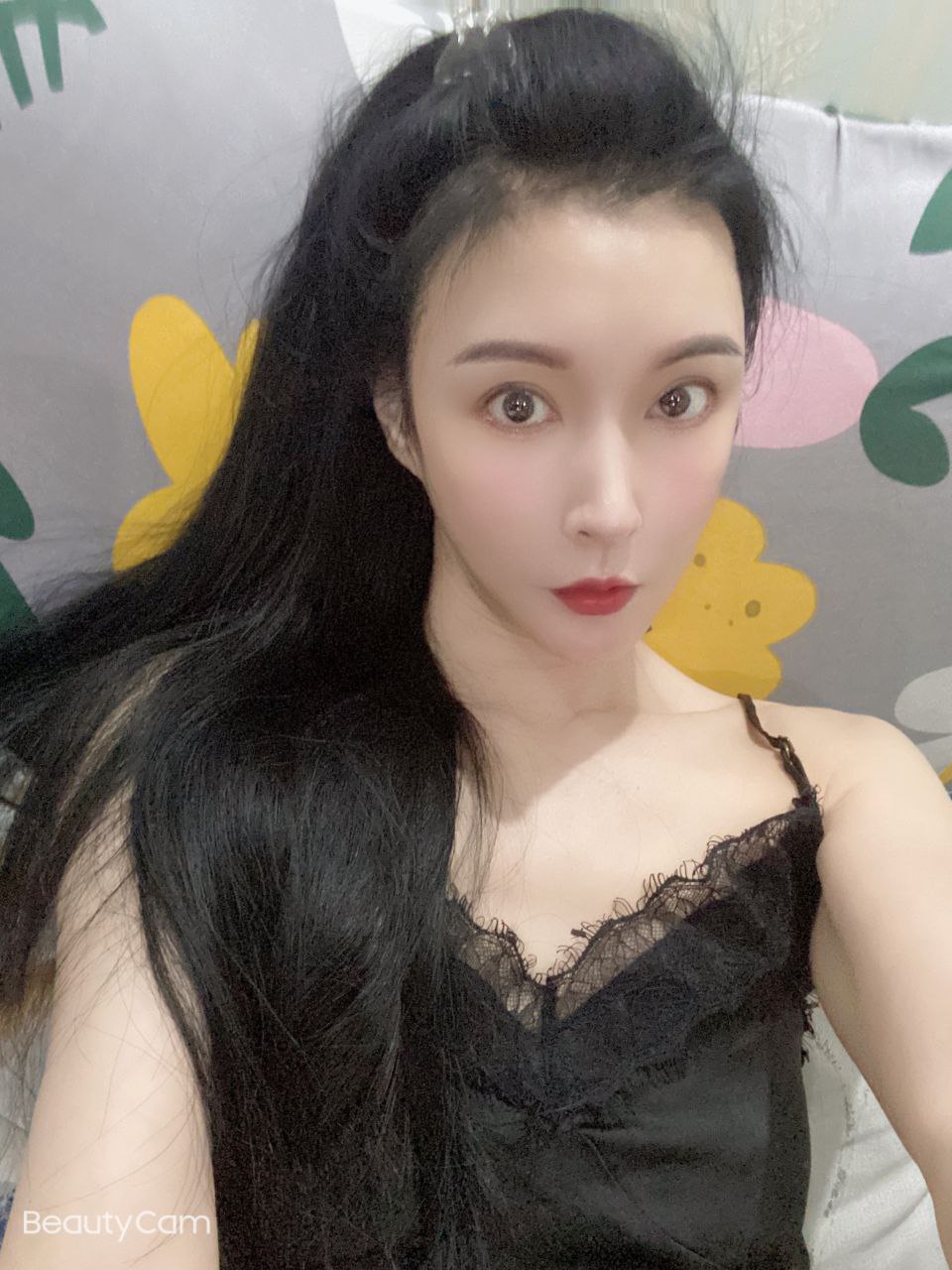 可甜可欲的小姐姐