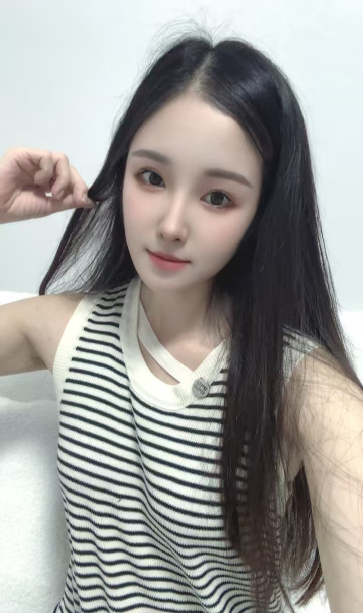 上城纯欲辣妹雨菲