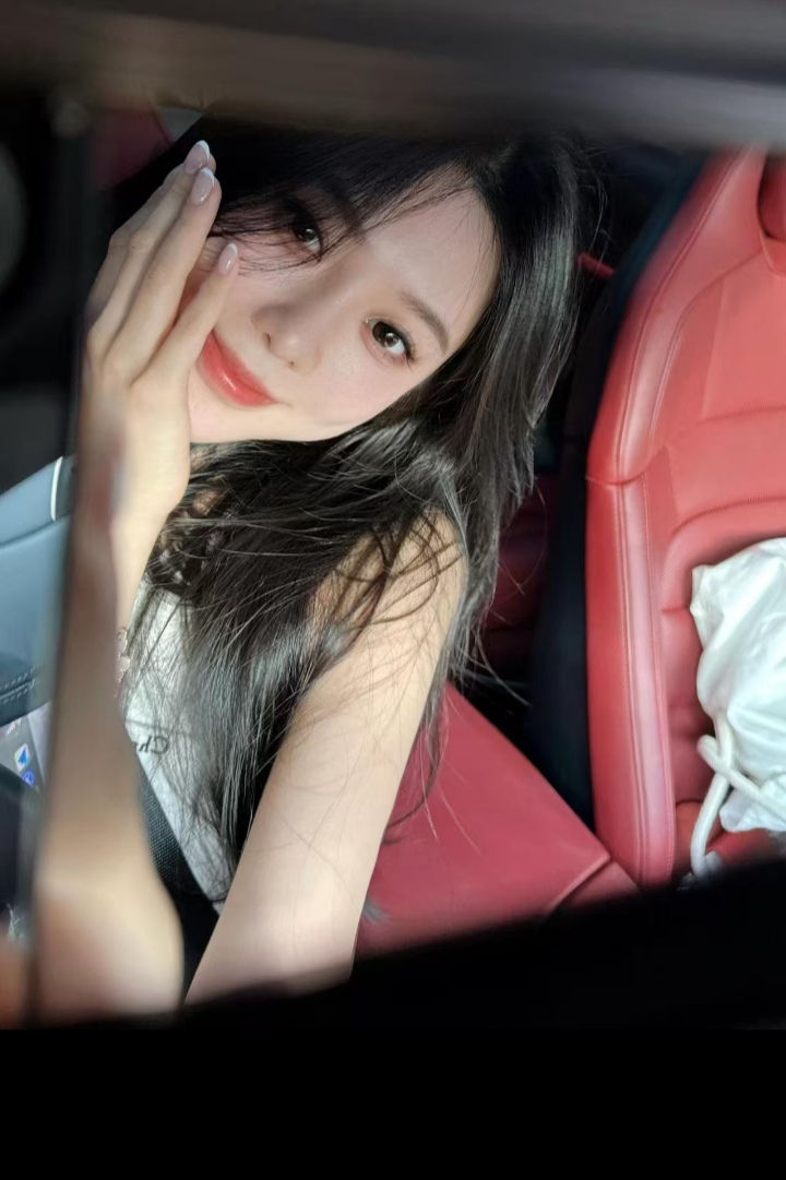 三通潮喷妹海归钢琴老师