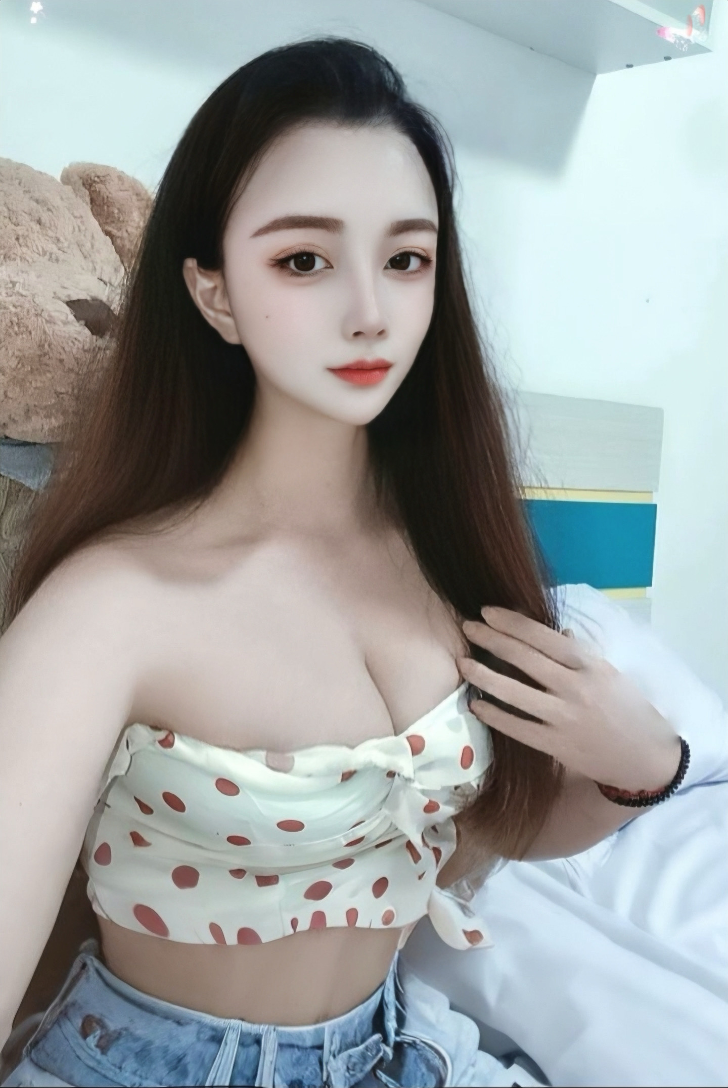 白云梅花园 小Sao妹 女上位很会摇 菲菲