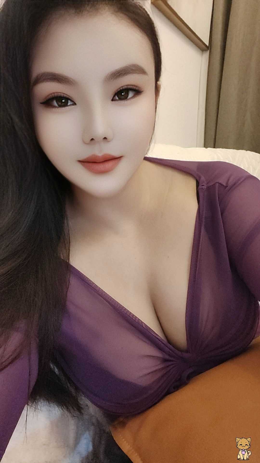 身材凹凸有致，165高，年龄不算大，美少妇，天河宝儿