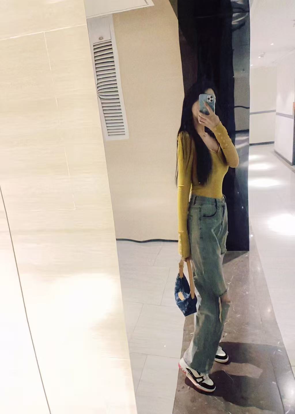 00后美女一枚