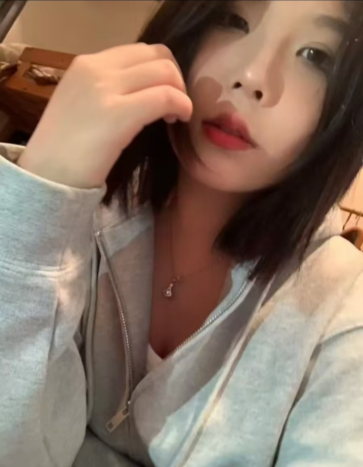 魅惑小女友兔丫丫