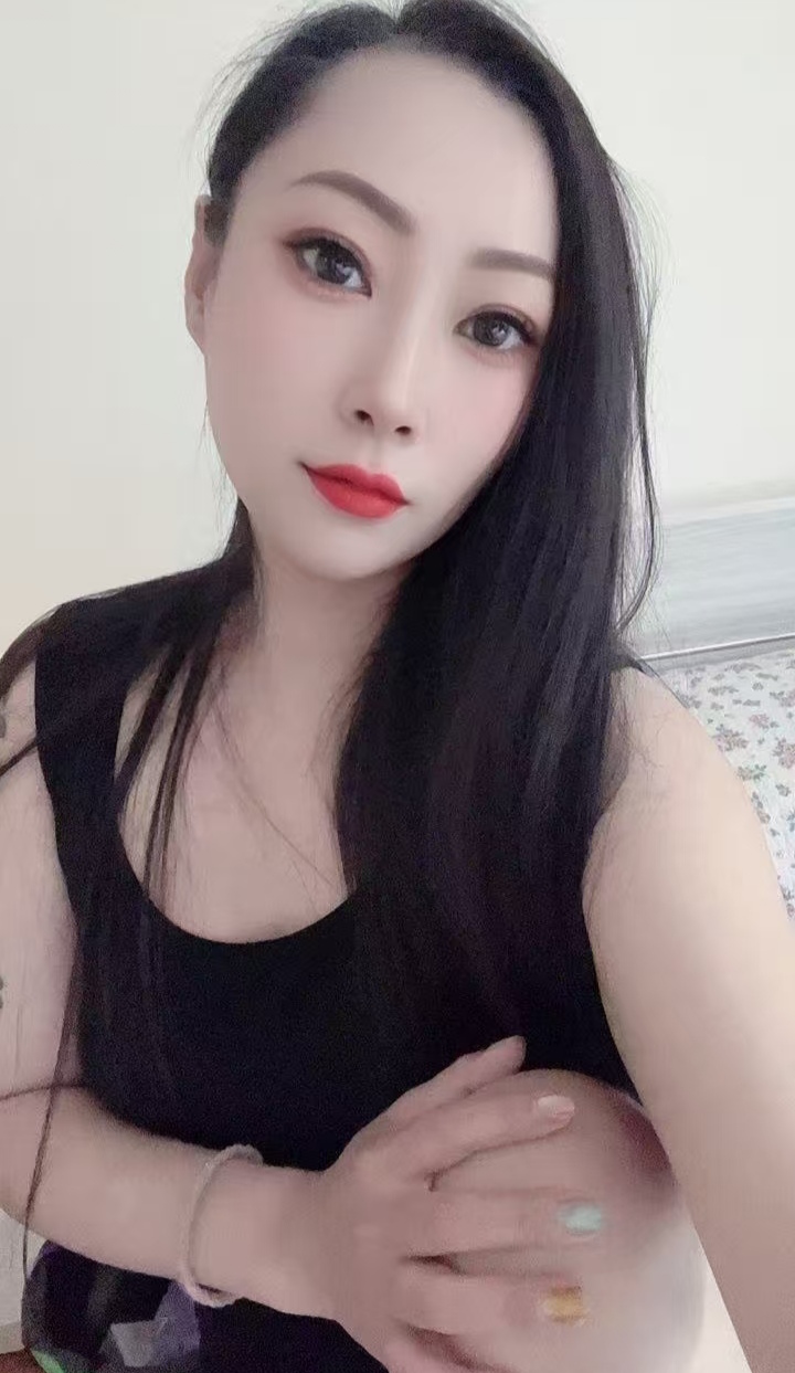 美艳丰润小少妇晶晶