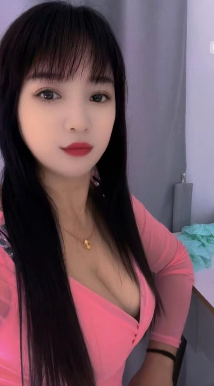 上城情趣美乳小妹