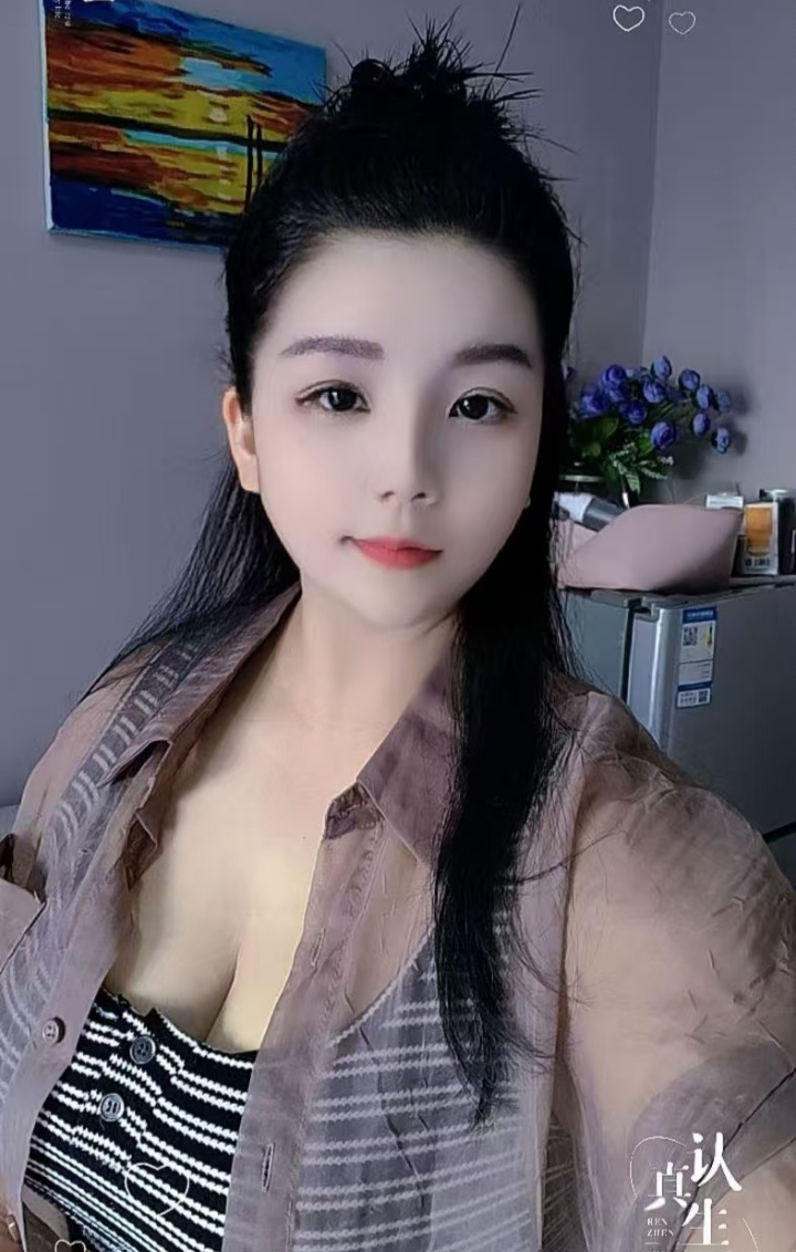 静安爆乳小少妇