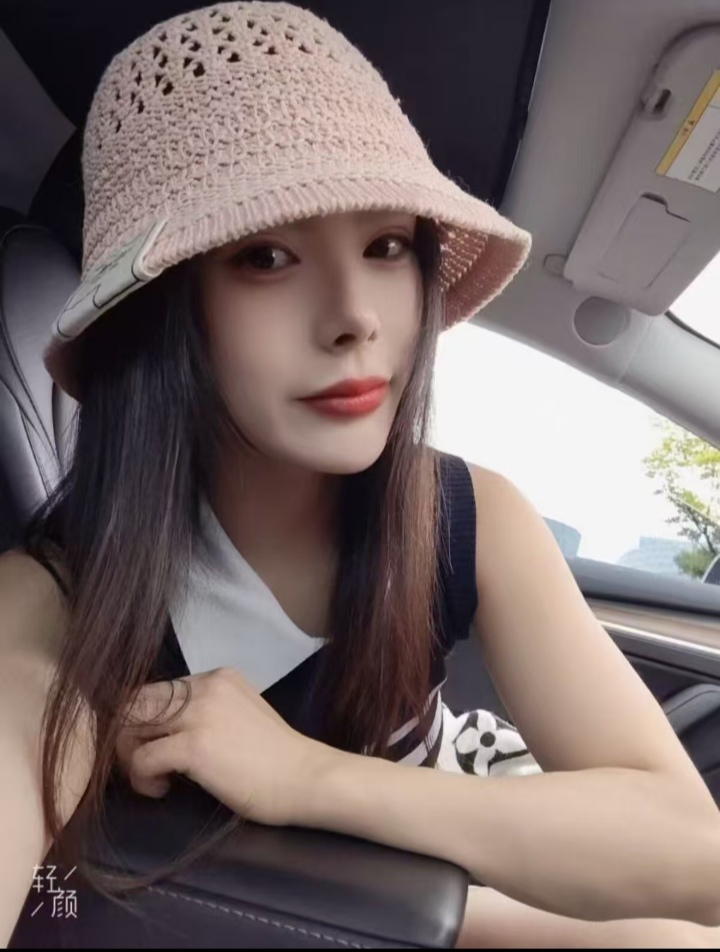 桐梓林百变小妖精曦儿