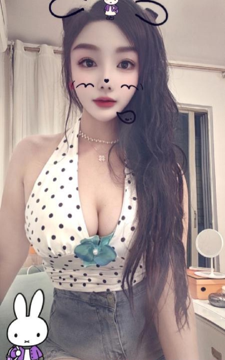 海珠美乳辣妹宝儿姐姐