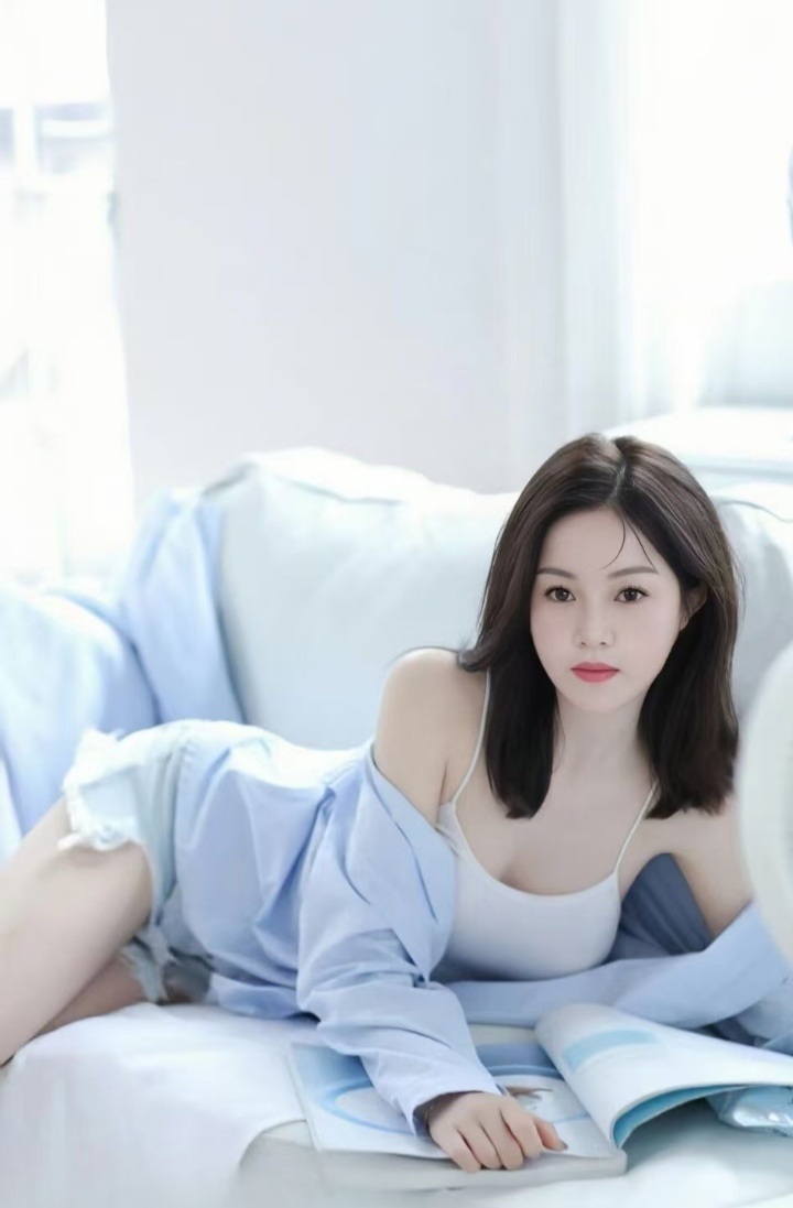 栖霞纯欲辣妹幸运星