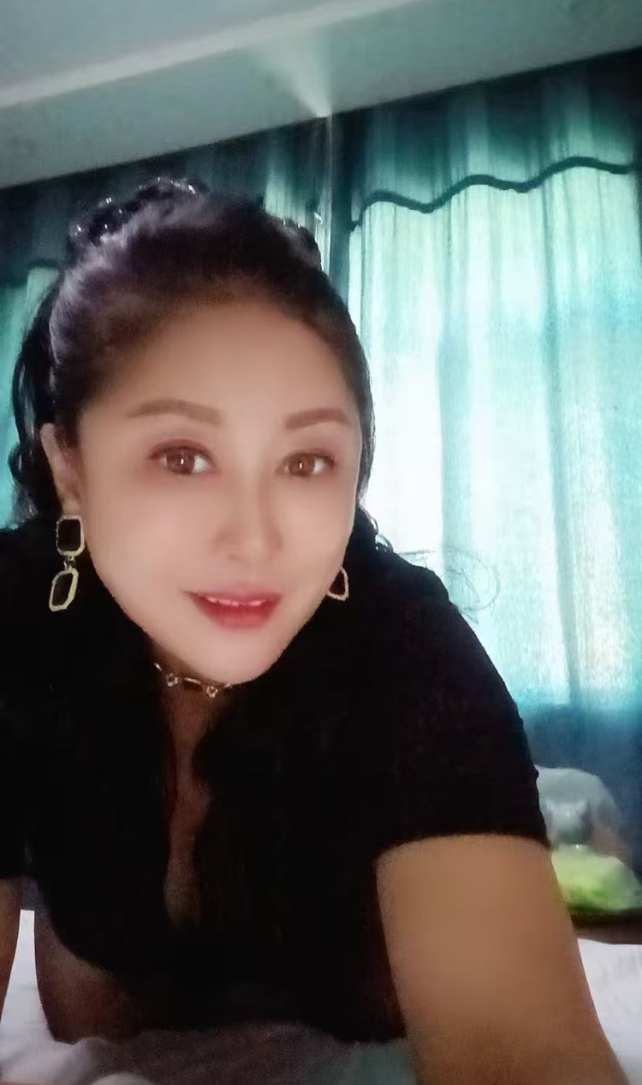 白云丰润服务系熟女