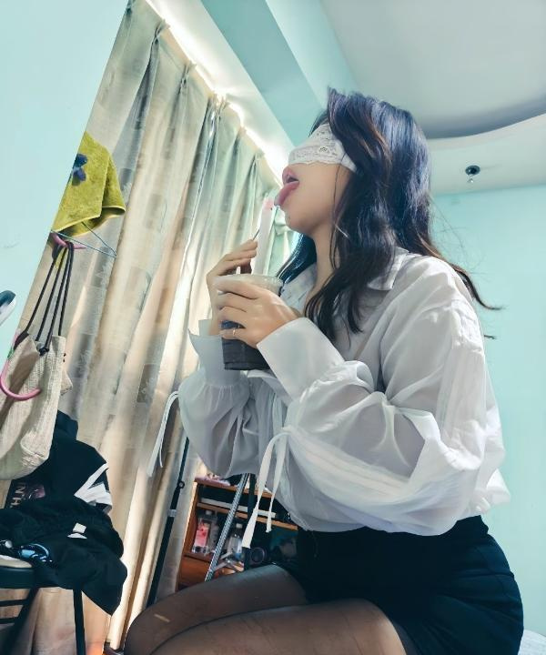 巨臀小叶子妹妹