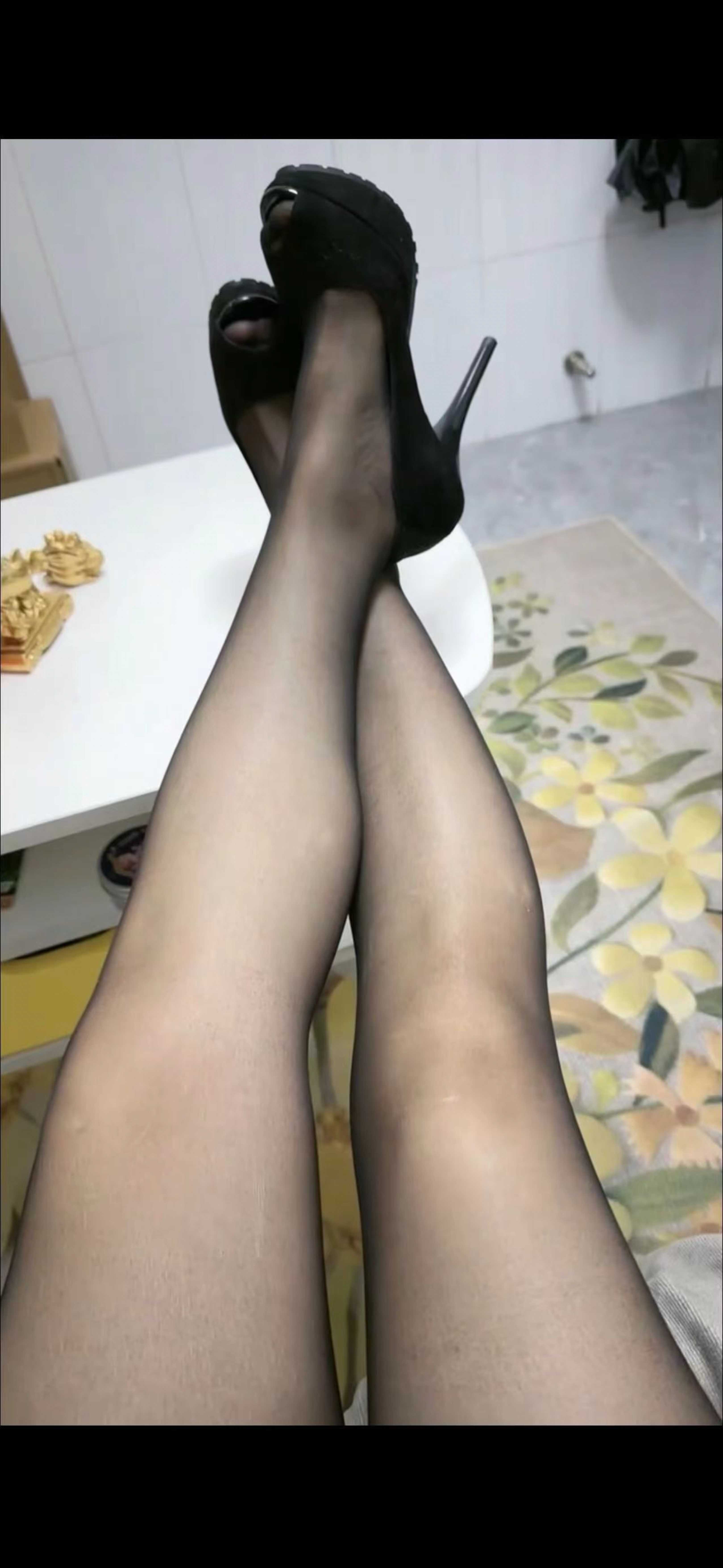 天河车陂d奶小菲 福务控 身材好 蛇纹佳人