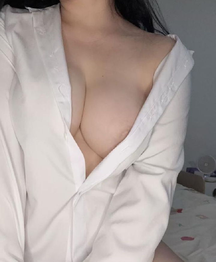 体育西极品身材辣妹