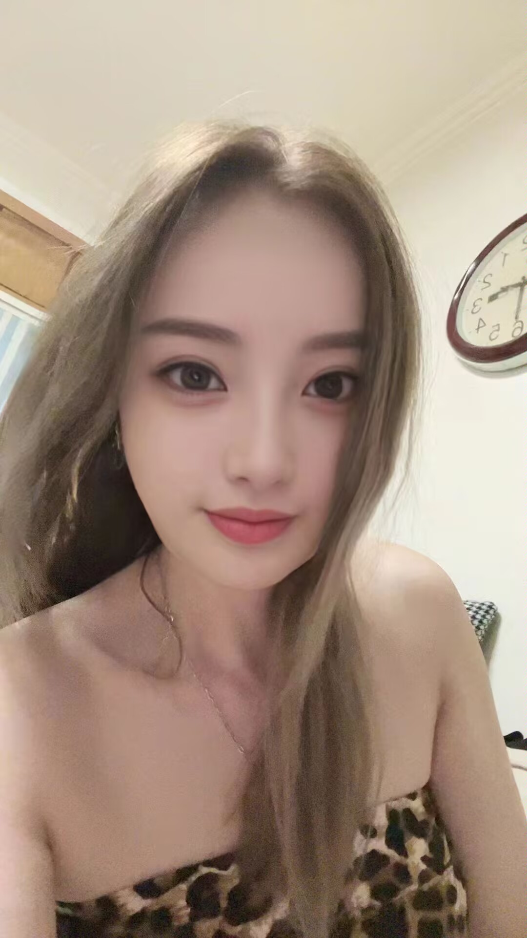 西关靠谱小姐姐