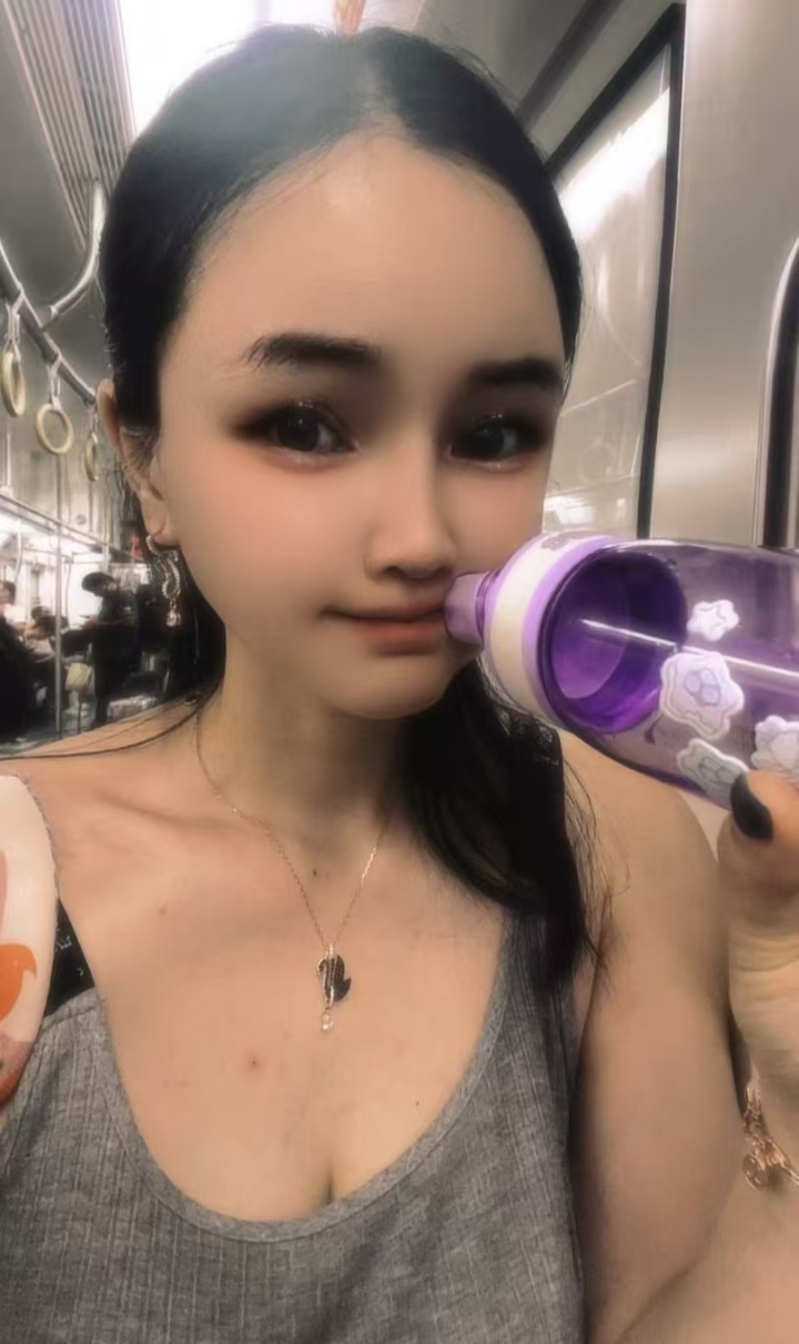 徐汇爆乳重庆妞小米