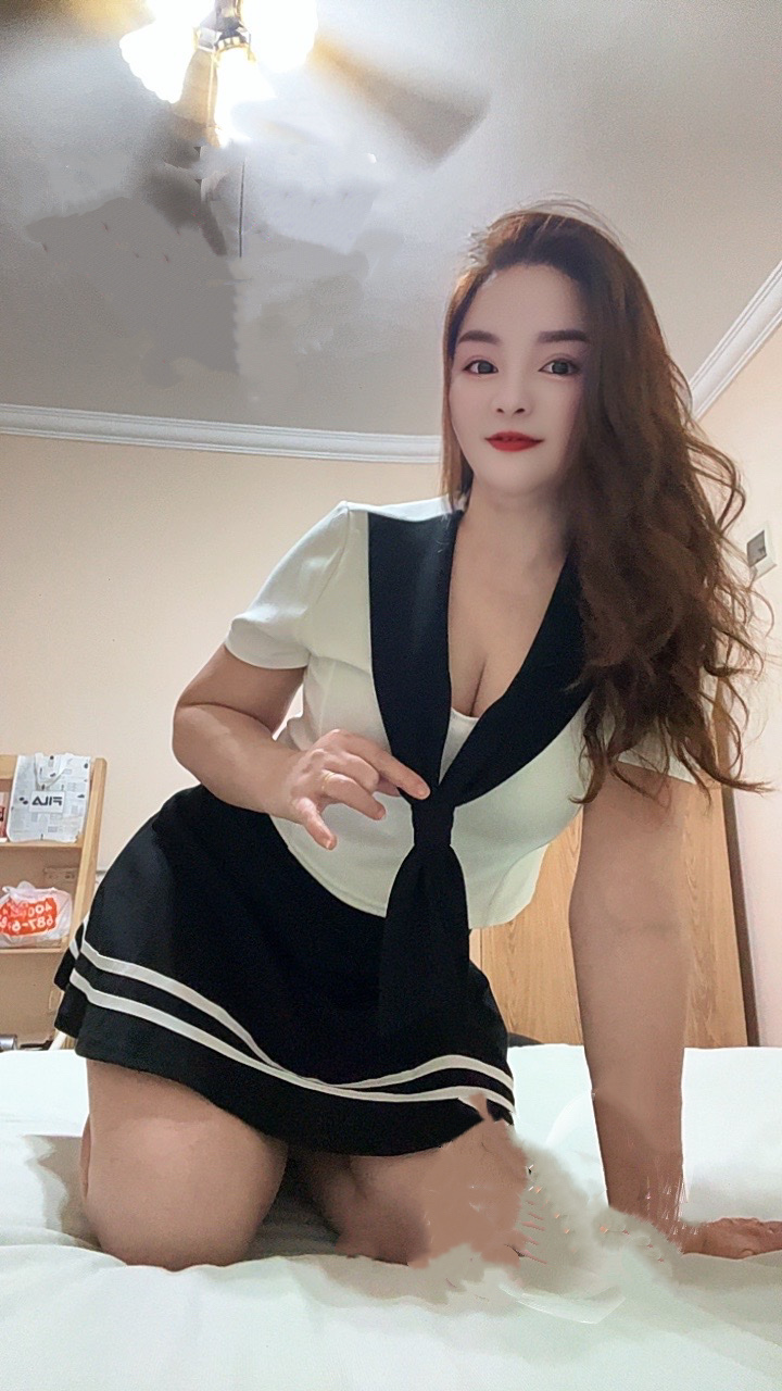 白云梅花园 钰钰 肤白大胸 纯天然 福务控