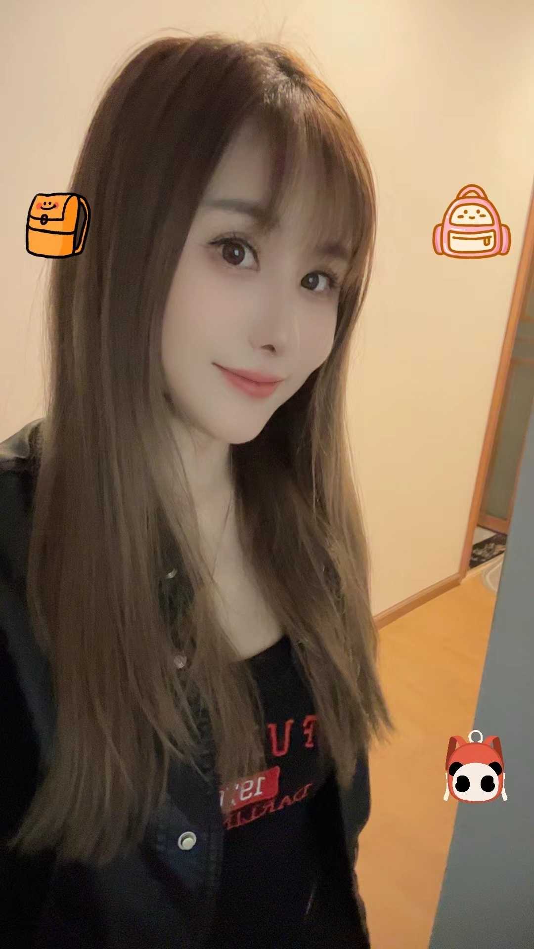 坐标昆明，偶尔兼职，喜欢的加我私聊