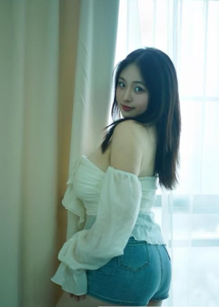 微胖极品巨乳莎莎