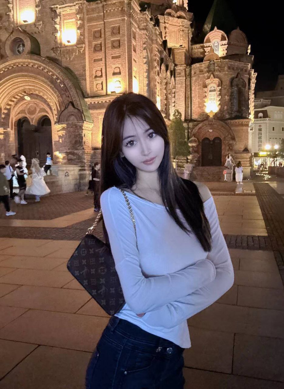 坐标杭州，人美声甜，喜欢的加我私聊