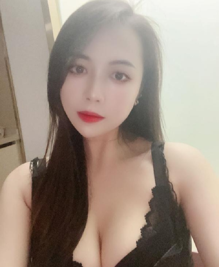 天心美艳诱人兼职乐乐