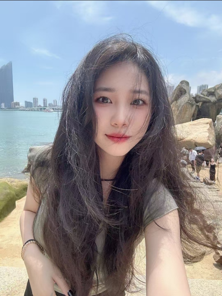 福田白嫩女友系小玲珑