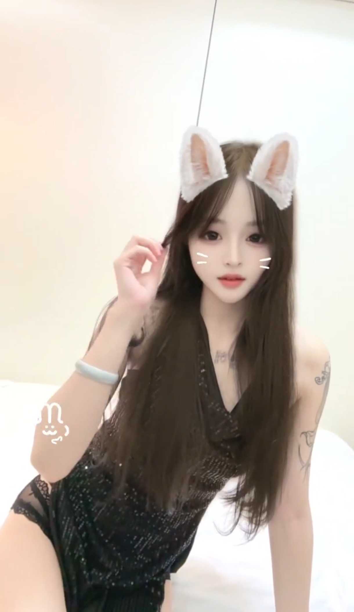 天河车陂雅宁 水多皮肤白嫩三点粉 可 she~吻69